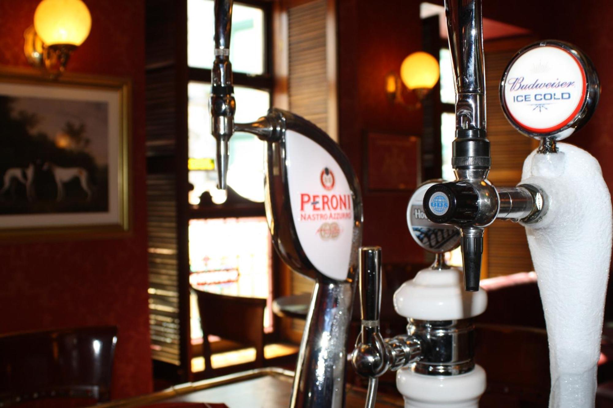 Hearns Hotel Clonmel Esterno foto