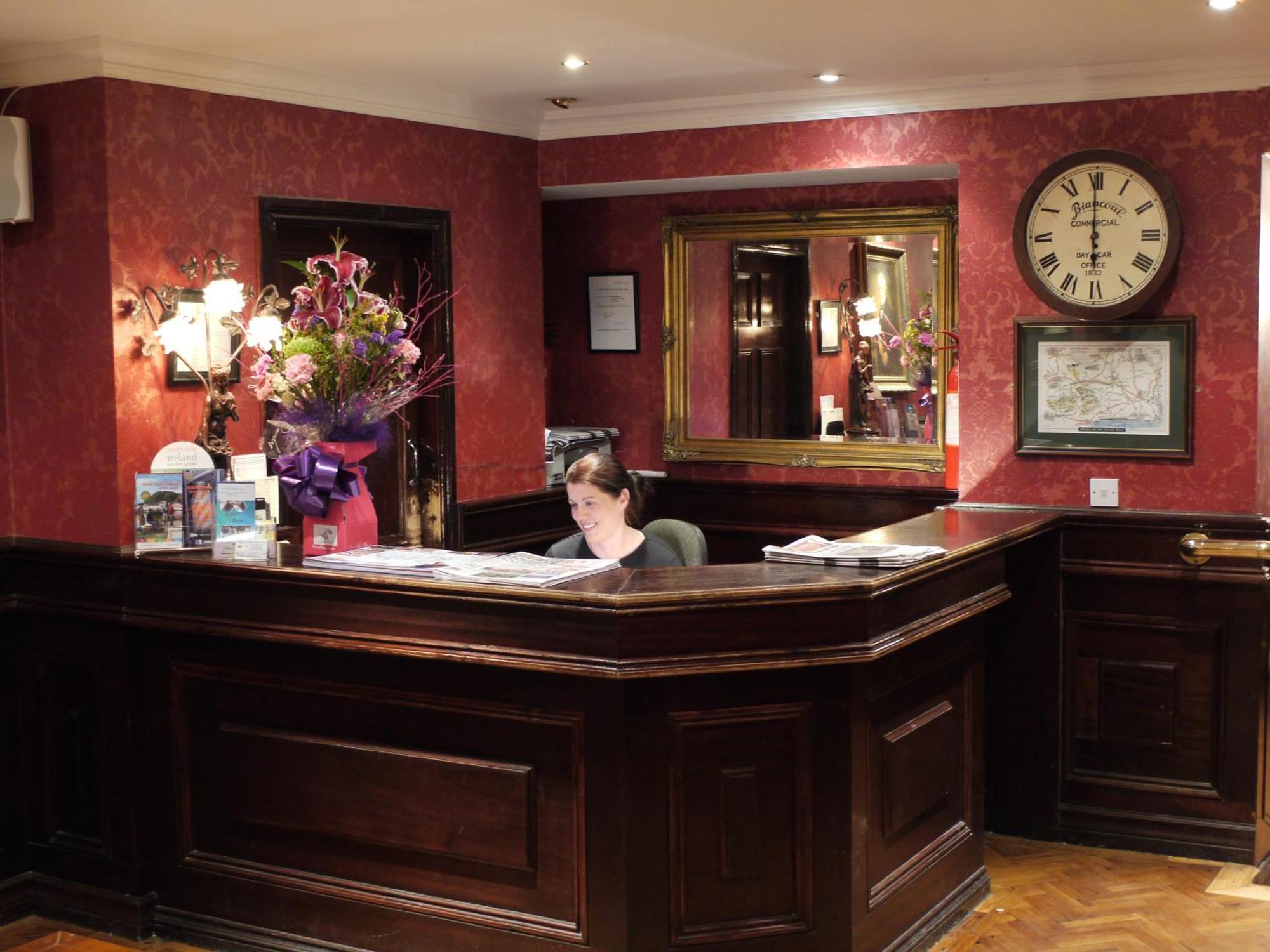 Hearns Hotel Clonmel Esterno foto