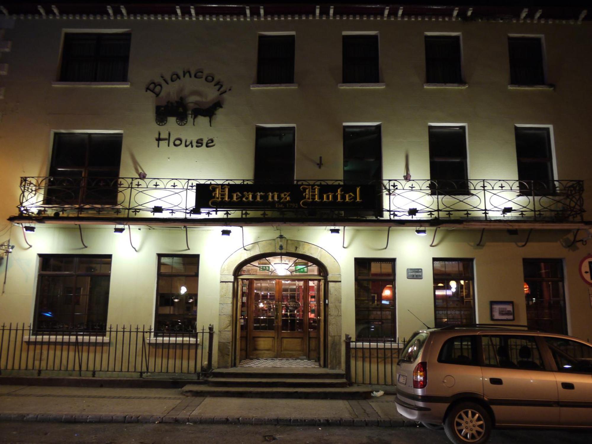 Hearns Hotel Clonmel Esterno foto